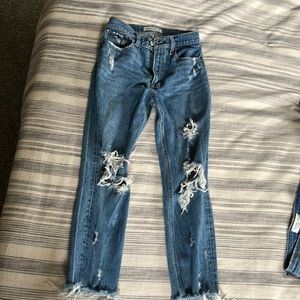 Abercrombie & Fitch High Rise Mom Jean